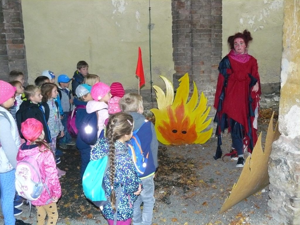 Prvňáčci zachránili princeznu 08